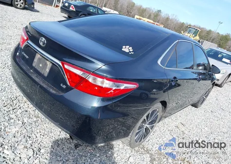2015 Toyota Camry Le z USA, uszkodzony, nr VIN 4T4BF1FK7FR483852